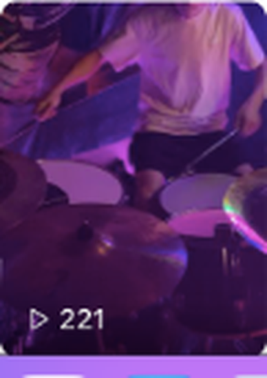 LIVE STAGE PERFORMANCE